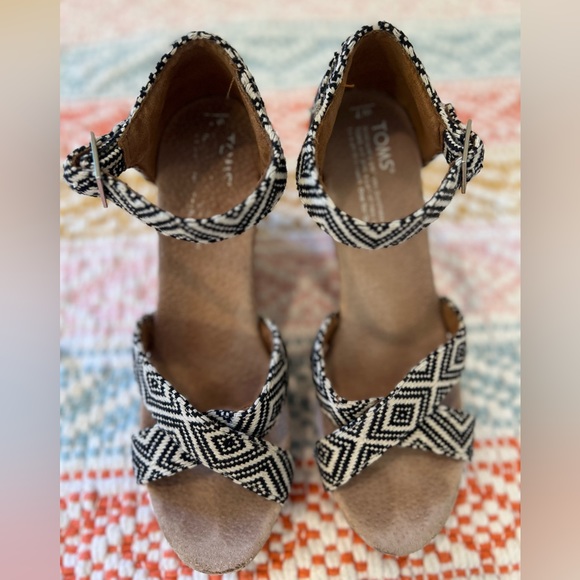 Toms Tribal Cork Wedge Heel Sienna Shoes Women’s size 7 - Picture 3 of 6